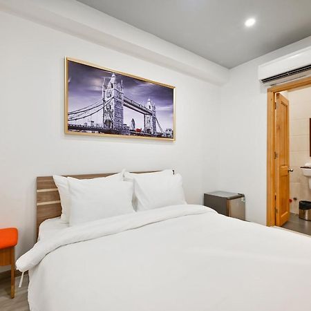 The Noble Swan Hotel Saigon Ho Chi Minh City Bagian luar foto