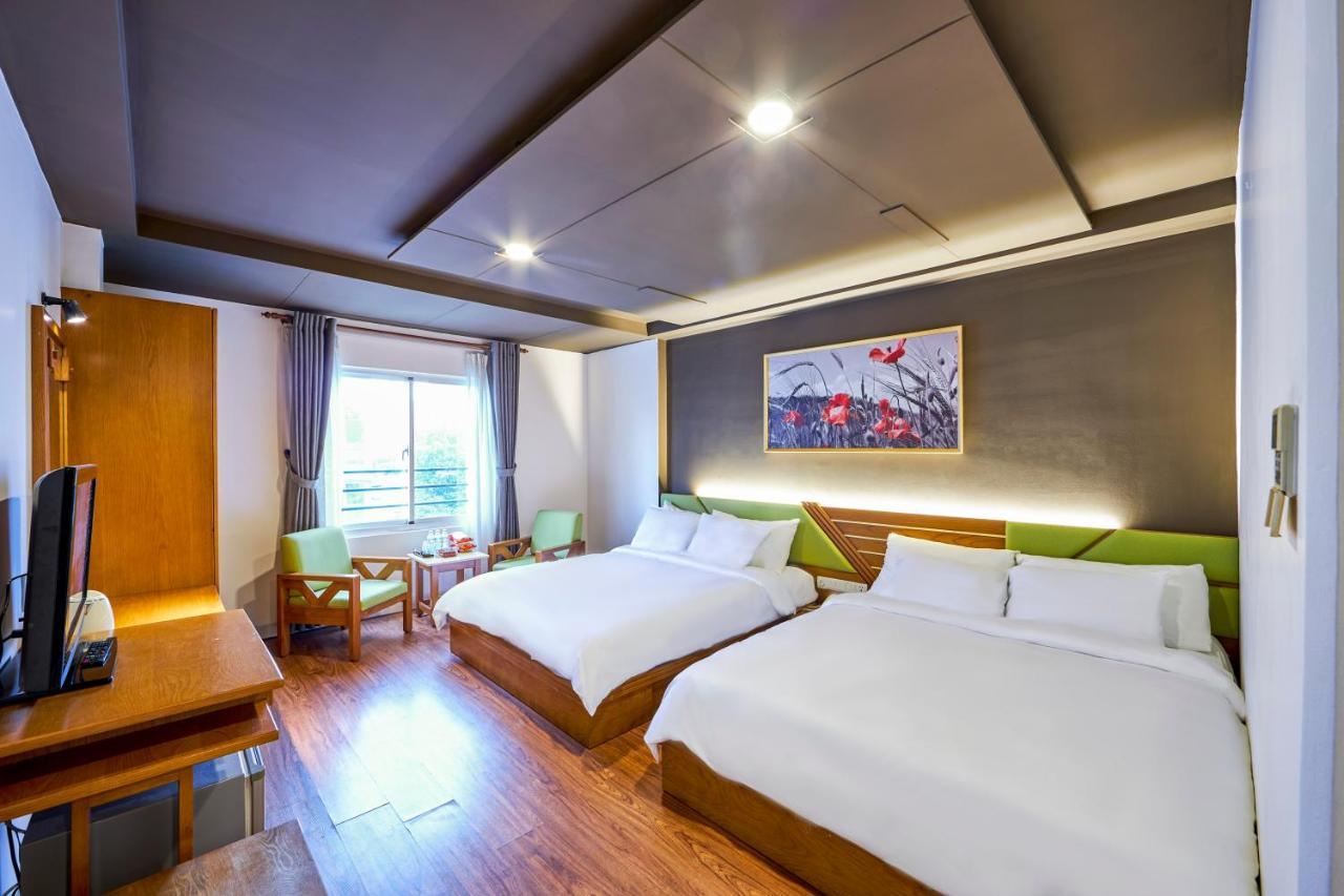 The Noble Swan Hotel Saigon Ho Chi Minh City Bagian luar foto